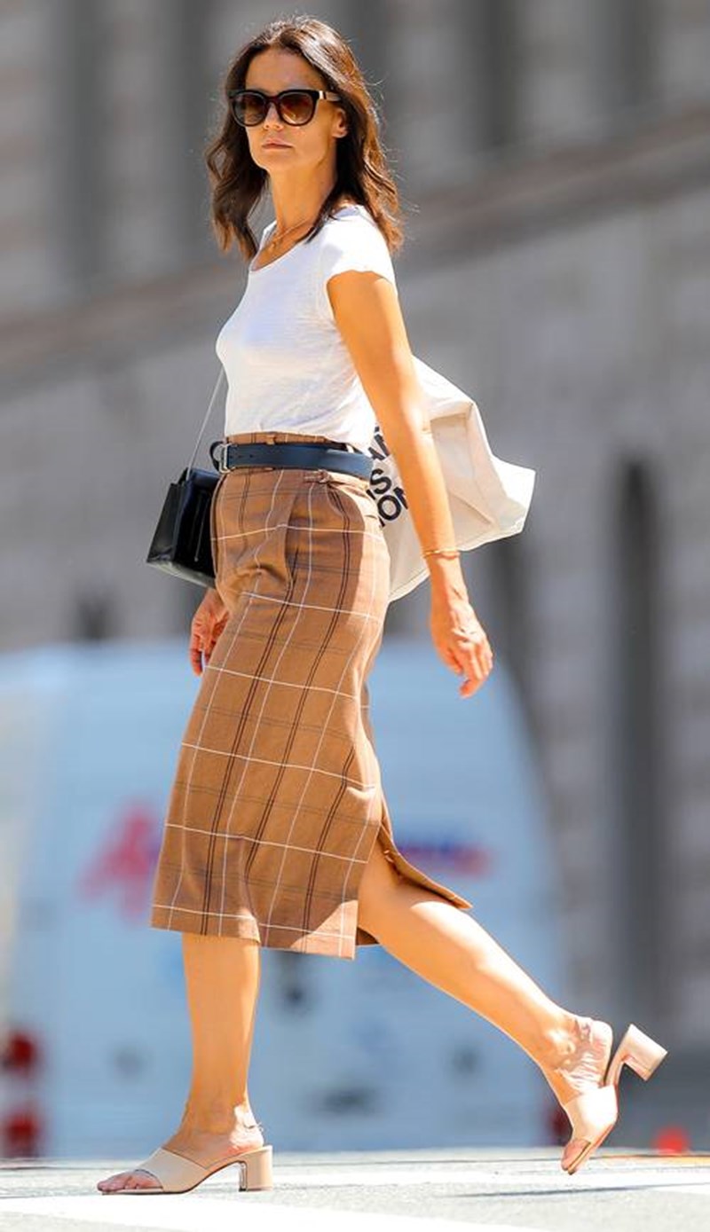 7 ανανεωμένα basics που θα βρεις στην γκαρνταρόμπα κάθε stylish celebrity - εικόνα 6