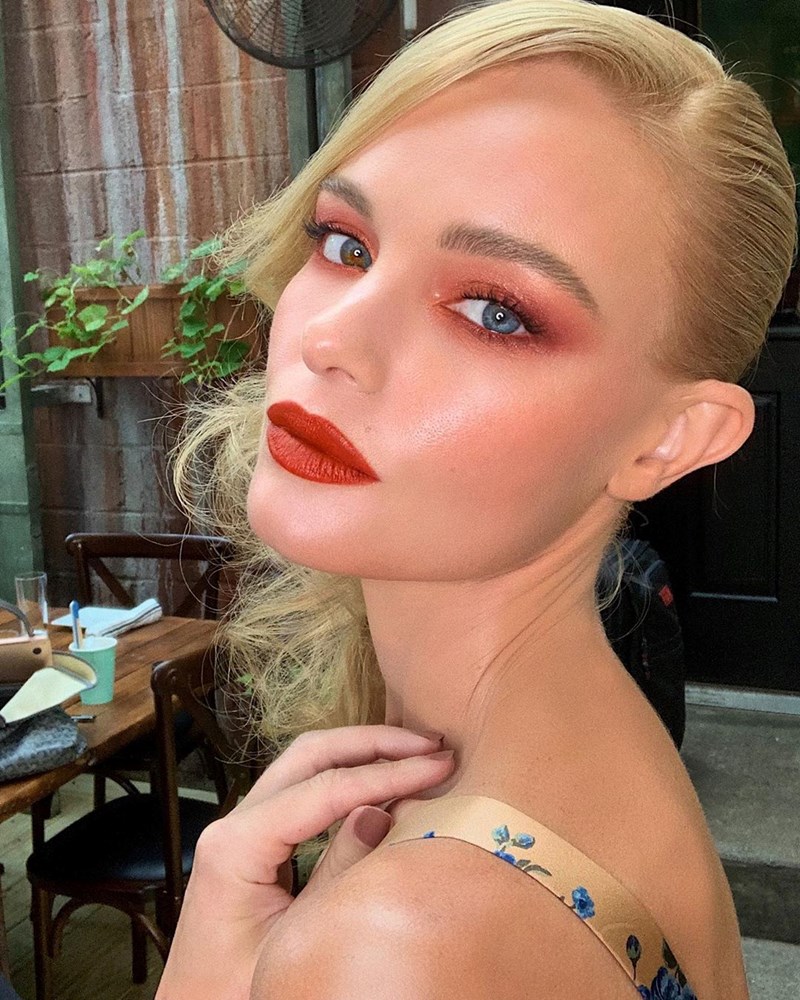 Κάνεις το ίδιο μακιγιάζ κάθε μέρα; 7 looks που θα σε πείσουν να πειραματιστείς με κάτι νέο - εικόνα 5