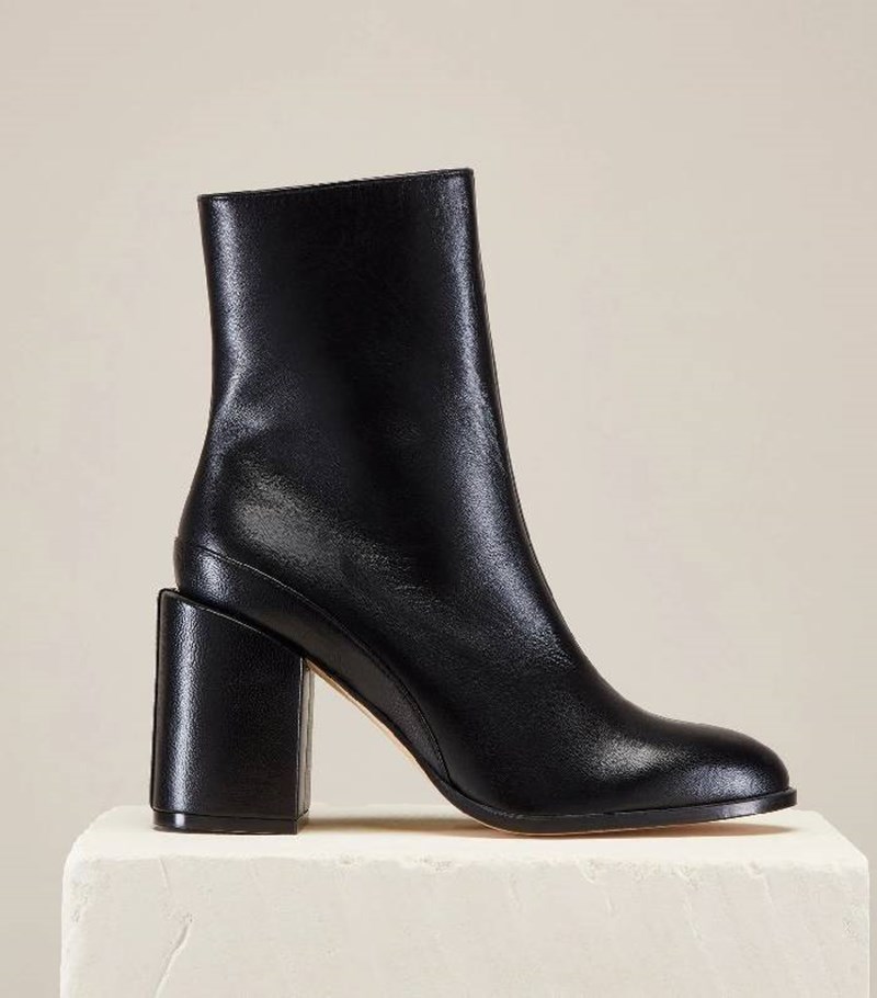 Dress & Boots: 4 υπέροχοι συνδυασμοί που πρέπει οπωσδήποτε να δοκιμάσεις (+τα κομμάτια που θα χρειαστείς) - εικόνα 13