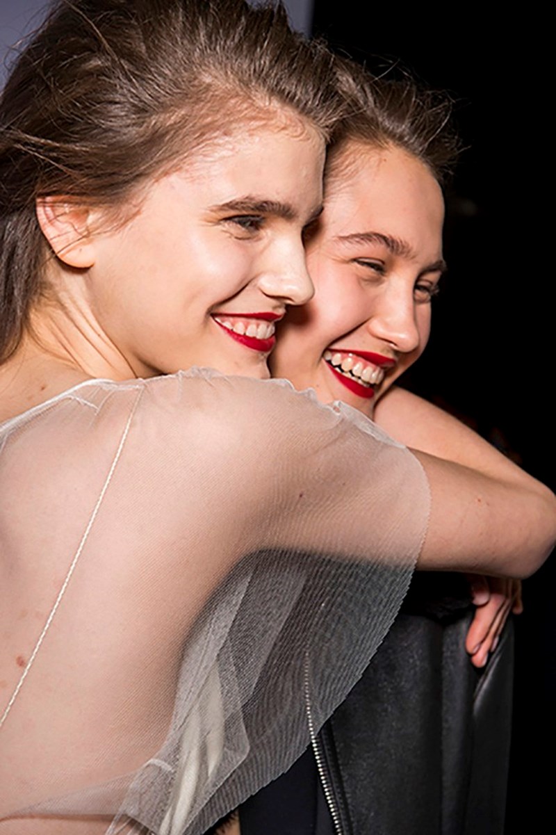 H Avon καλεί όλες τις γυναίκες να κάνουν ένα δώρο στον εαυτό τους #breastbreak - εικόνα 1