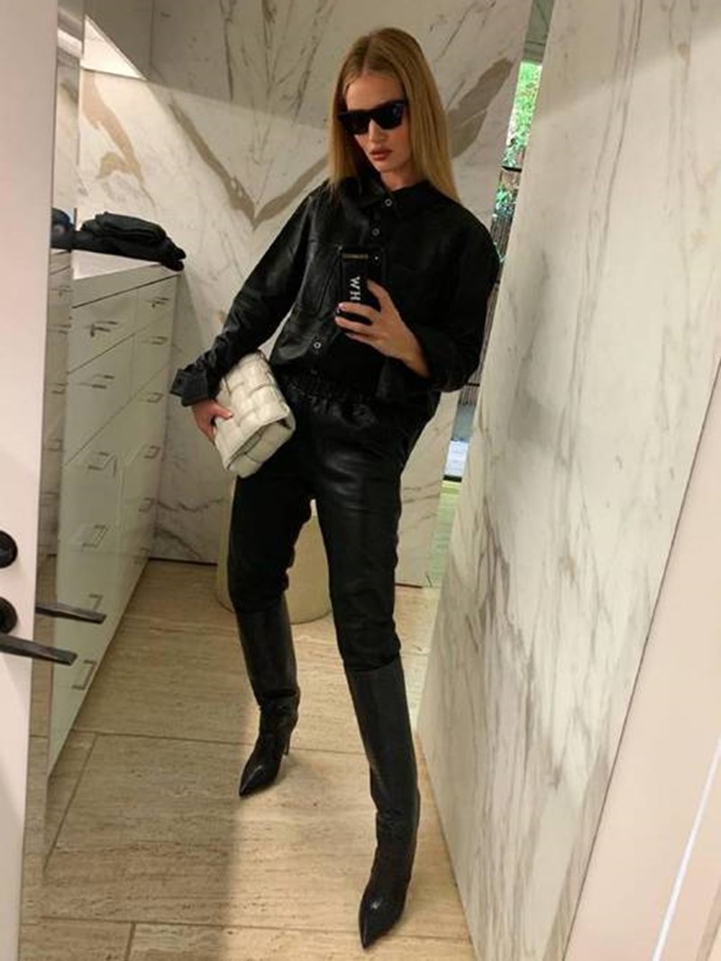 Βρήκαμε όλα τα must-haves της Rosie Huntington-Whiteley - εικόνα 4