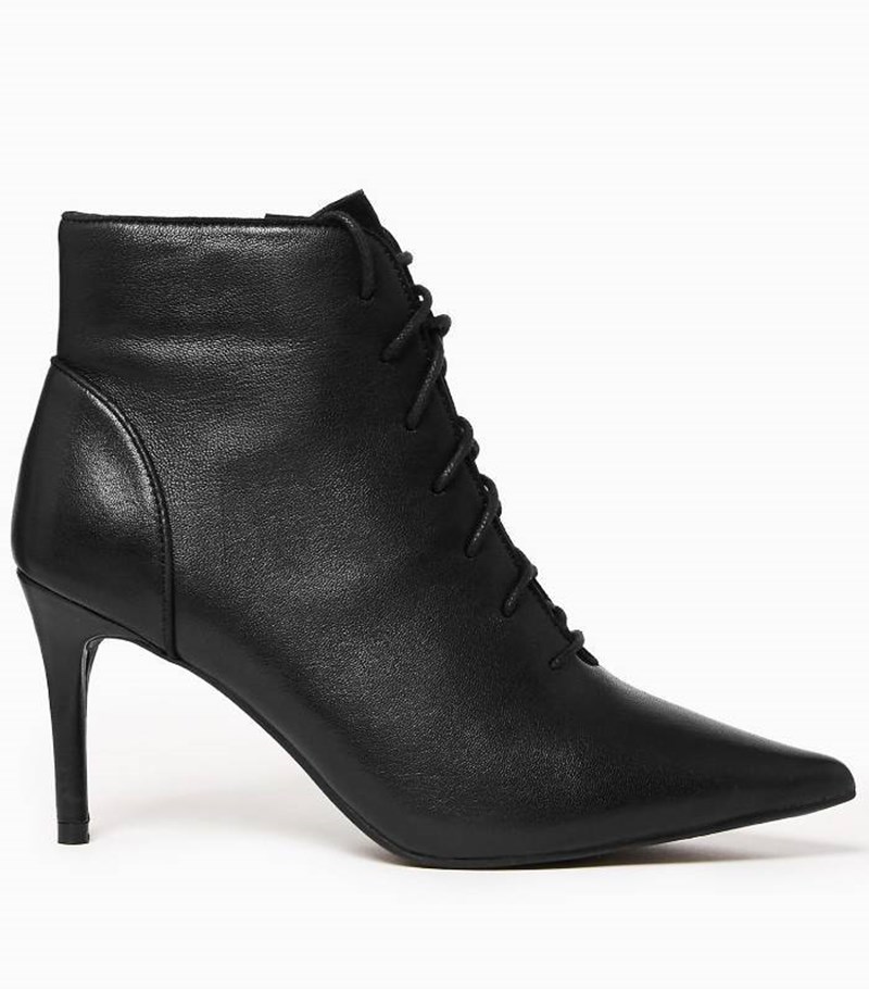 Βρήκαμε όλα τα must-haves της Rosie Huntington-Whiteley - εικόνα 11