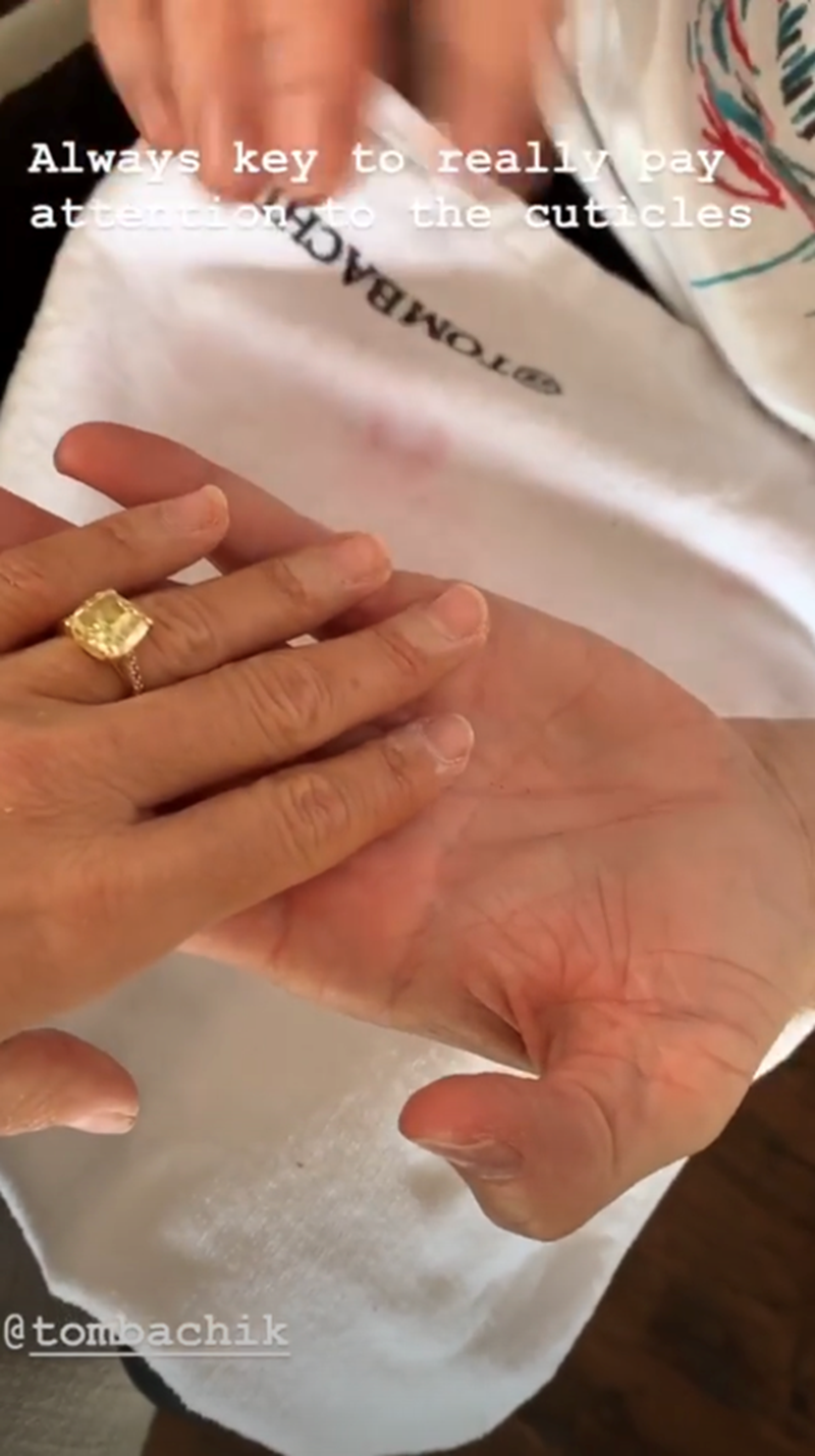 8 λόγοι που η Victοria Beckham δείχνει 10 χρόνια νεότερη - εικόνα 2