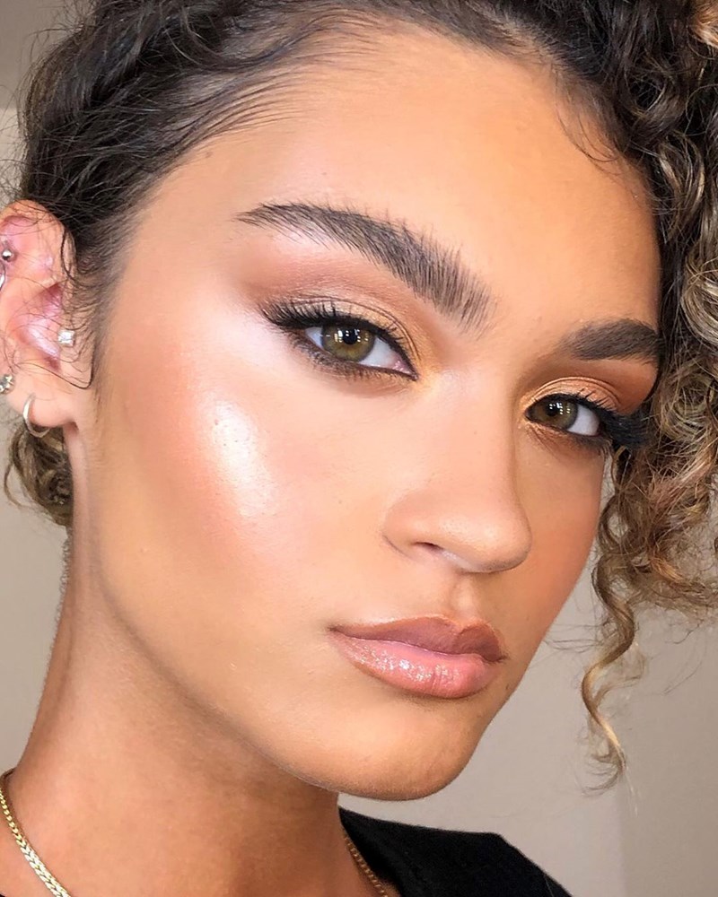 Βρήκαμε 6 beauty looks για τον πιο glam Δεκέμβριο της ζωής σου - εικόνα 5