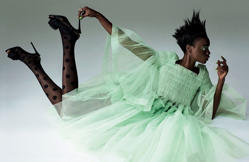 Electric Nights: 6 λουκ που λάμπουν στα φώτα της νύχτας - εικόνα 6