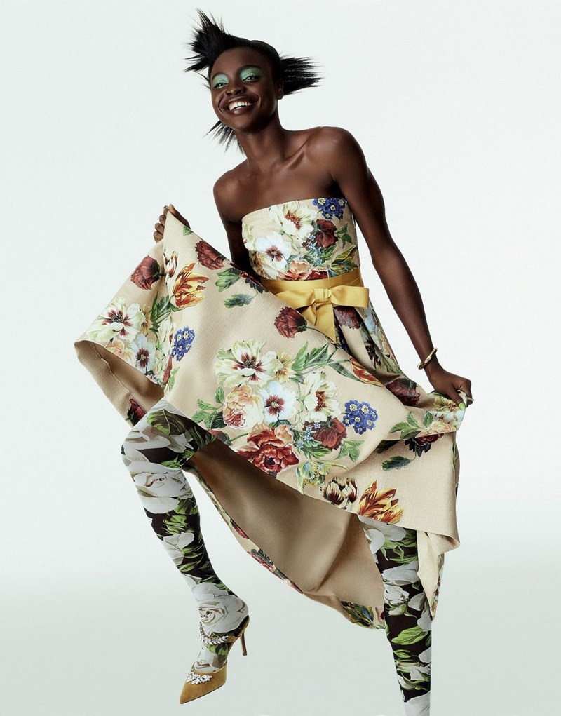 Electric Nights: 6 λουκ που λάμπουν στα φώτα της νύχτας - εικόνα 1