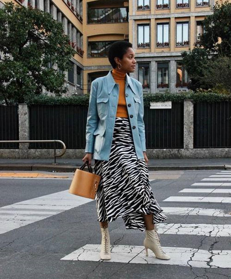 6 super stylish τρόποι να φορέσεις τώρα midi φούστα - εικόνα 1