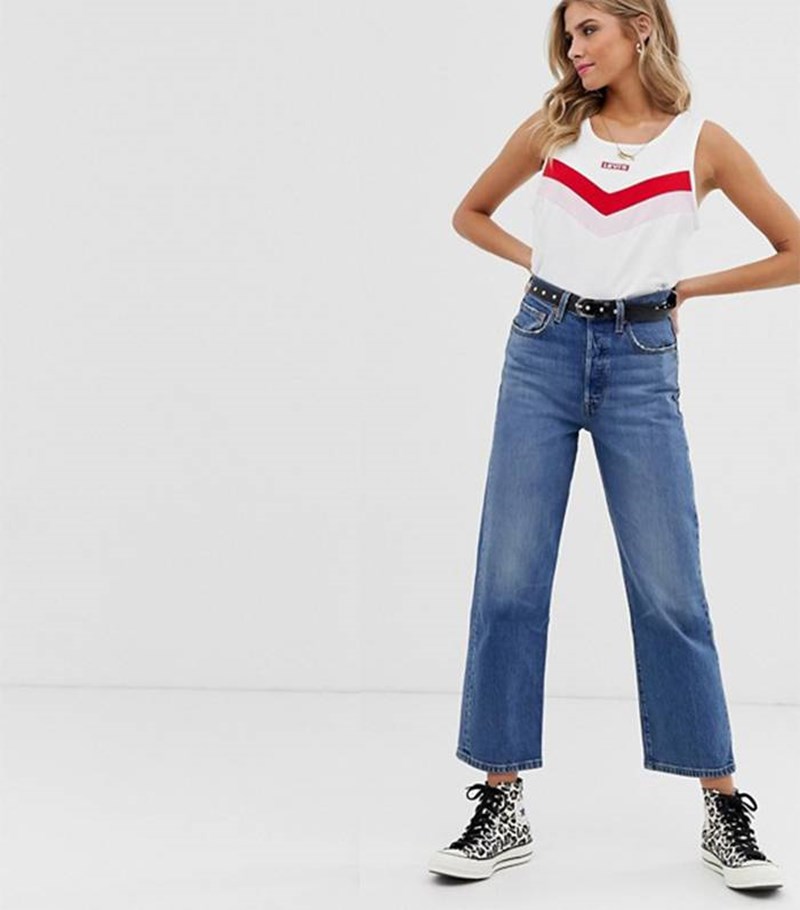 4+1 τρόποι για να φορέσεις το jean σου ακριβώς όπως η Kaia Gerber - εικόνα 15