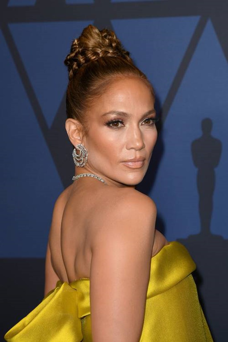 J.Lo, Meghan Markle και Victoria Beckham ορκίζονται σε αυτό το προϊόν - εικόνα 1
