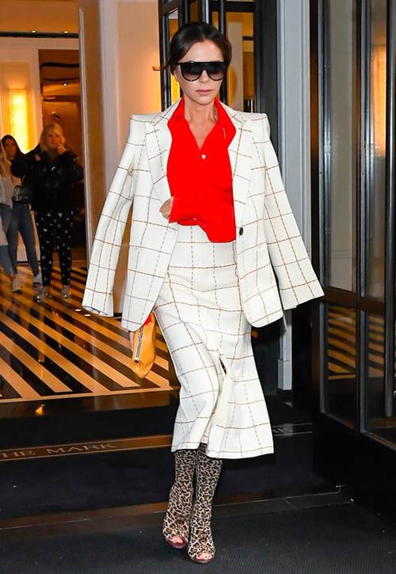 Βρήκαμε το boot trend που δεν αποχωρίζεται τώρα η Victoria Beckham - εικόνα 2