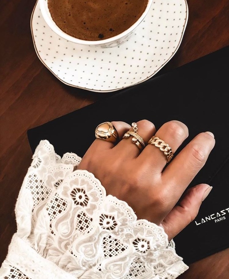 MÉRBABE: Τα κοσμήματα που χρειάζεσαι για το τέλειο layering - εικόνα 2