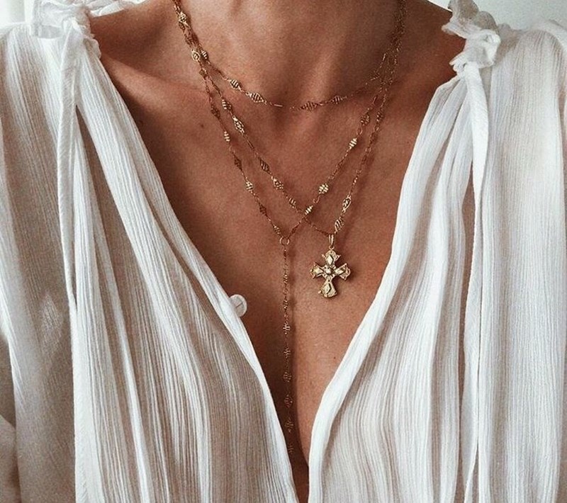 MÉRBABE: Τα κοσμήματα που χρειάζεσαι για το τέλειο layering - εικόνα 1