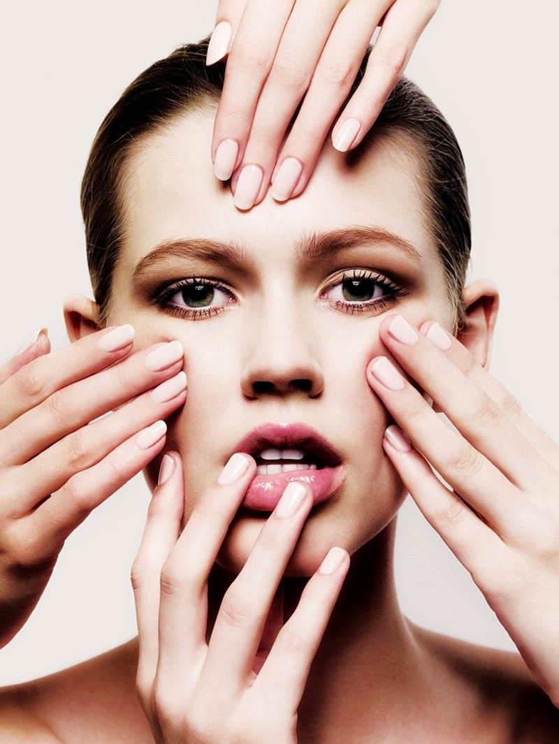 Η μέθοδος που διώχνει την κούραση από το πρόσωπο - εικόνα 1