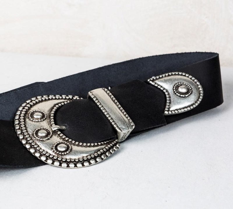 Individual Art Leather: Τα rock-chic χειροποίητα αξεσουάρ που σίγουρα έχεις προσέξει στο Instagram - εικόνα 5