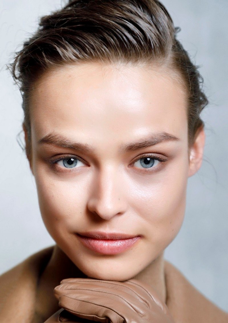 Glossy look: Πώς να δείχνεις λαμπερή 24/7 - εικόνα 2