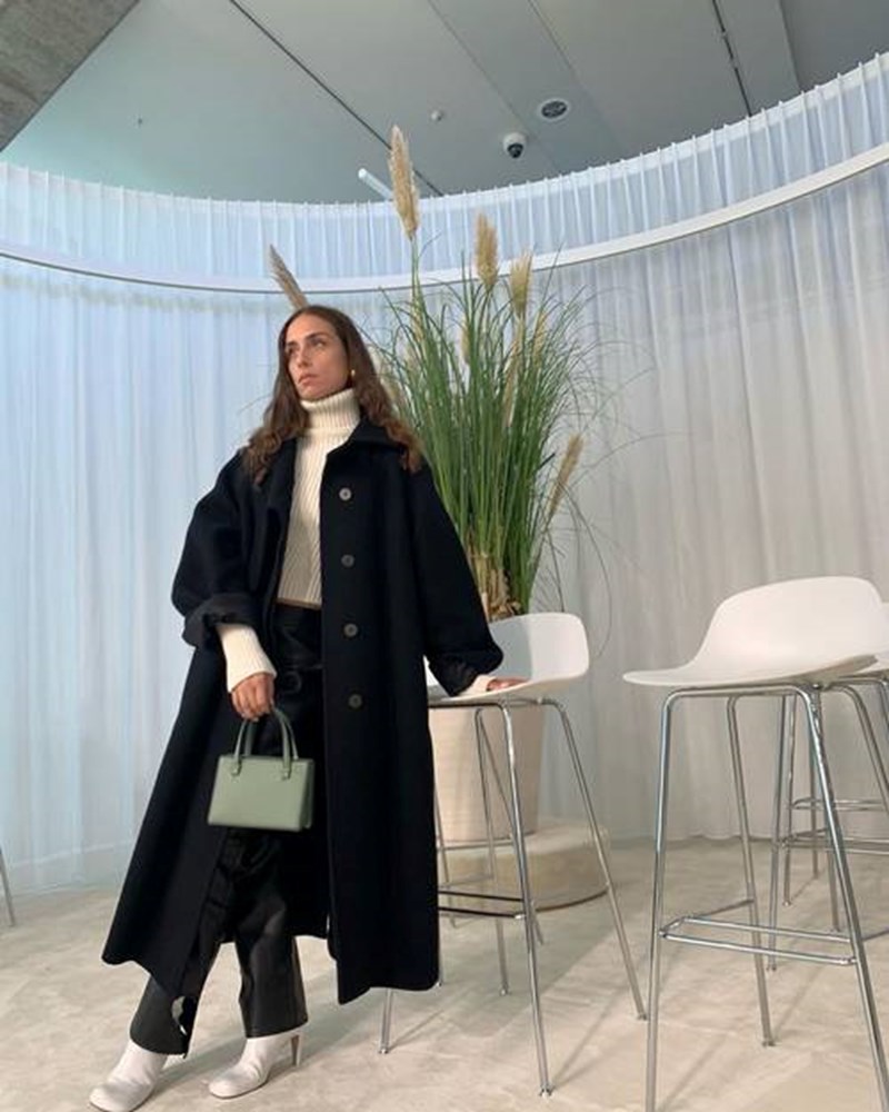 Top 5: Αυτές είναι οι μόνες designer τσάντες που κρατούν οι influencers - εικόνα 13