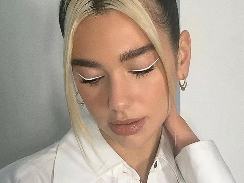 Colour Liner: Ο πιο hot τρόπος να βάλεις eyeliner φέτος! - εικόνα 3