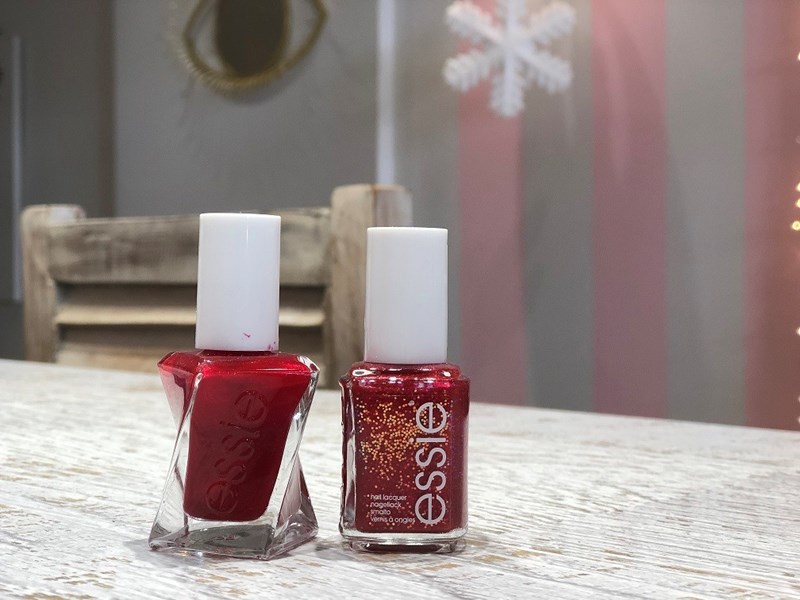 Αυτοί είναι οι πιο hot τρόποι να βάψεις τα νύχια σου τις γιορτές - εικόνα 2