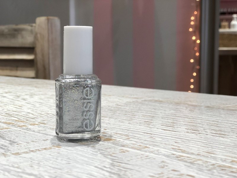 Αυτοί είναι οι πιο hot τρόποι να βάψεις τα νύχια σου τις γιορτές - εικόνα 4