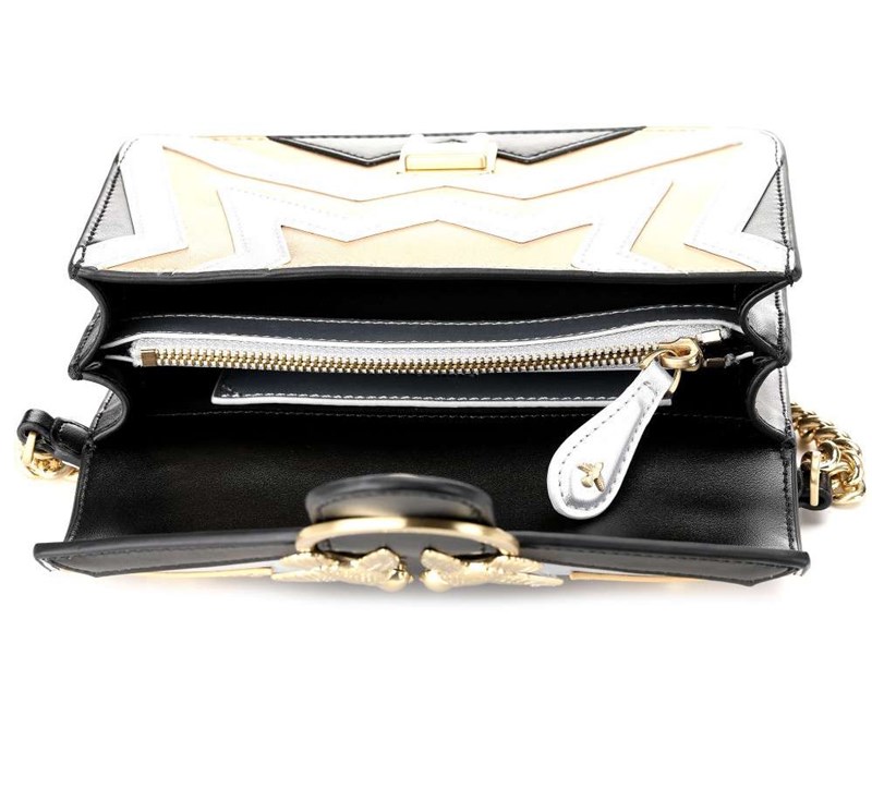 ΔΙΑΓΩΝΙΣΜΟΣ: Η νικήτρια που κερδίζει τη rock glam τσάντα της Pinko αξίας €290 - εικόνα 3