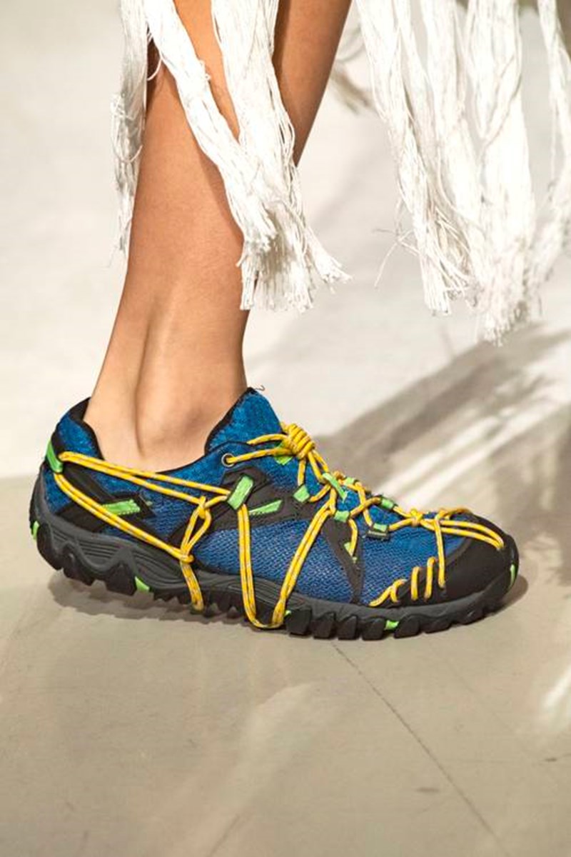 Τα 8 shoe trends που θα φοράμε non-stop το 2020 - εικόνα 13