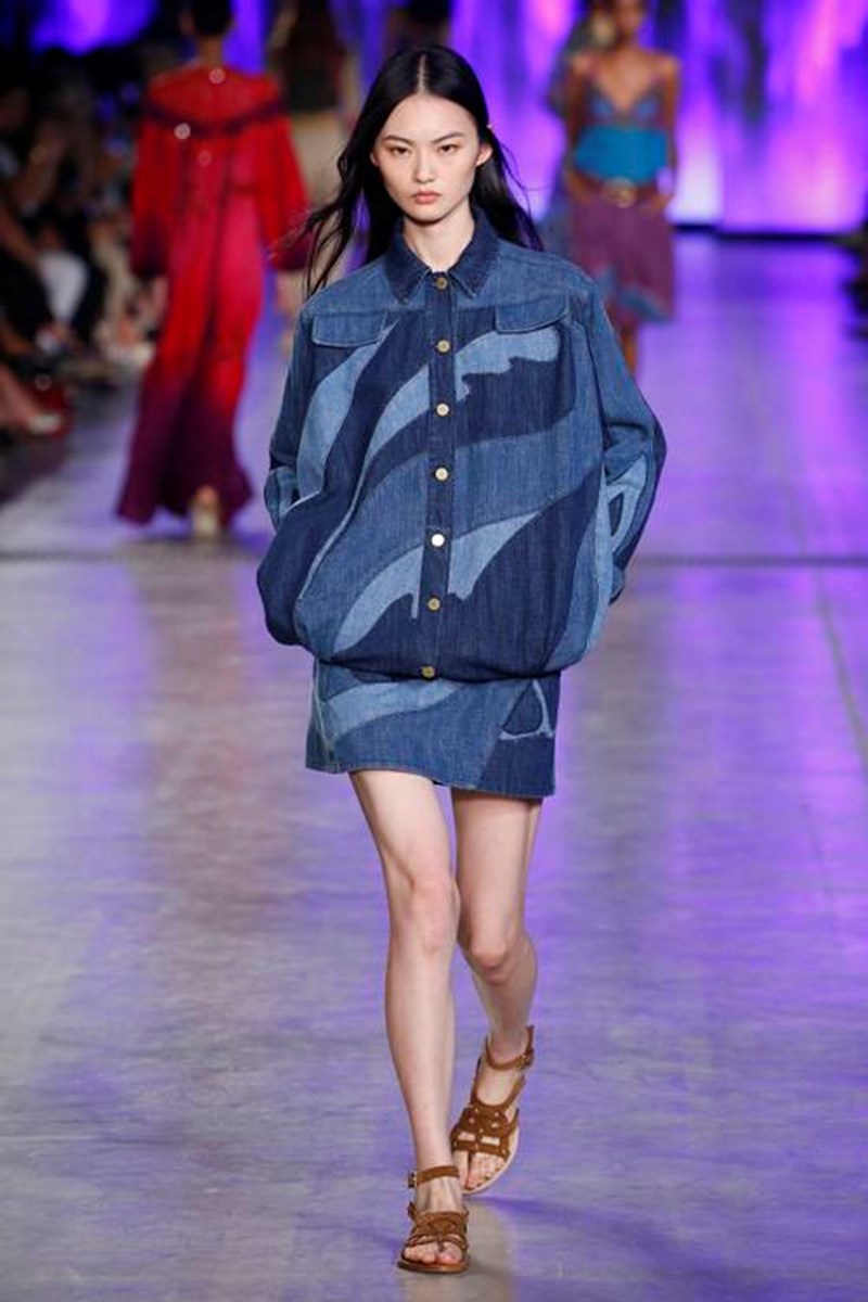 Αυτή είναι η φούστα που χρειάζεσαι το 2020 - εικόνα 8