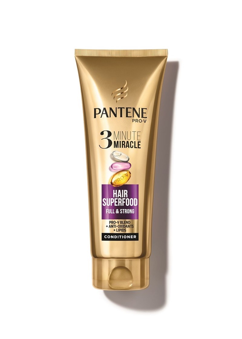 Λαμπερά μαλλιά: Τώρα ξέρεις τι χρειάζεται να αλλάξεις στην περιποίησή τους - εικόνα 5