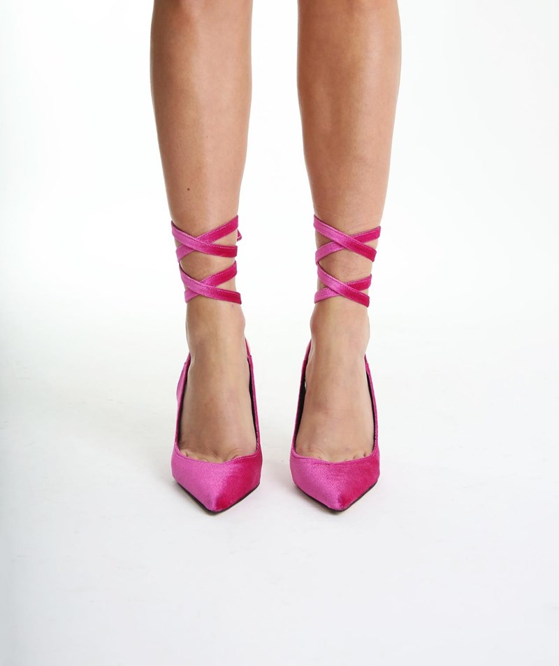 Studio 83: Θηλυκότητα στο μάξιμουμ - εικόνα 13