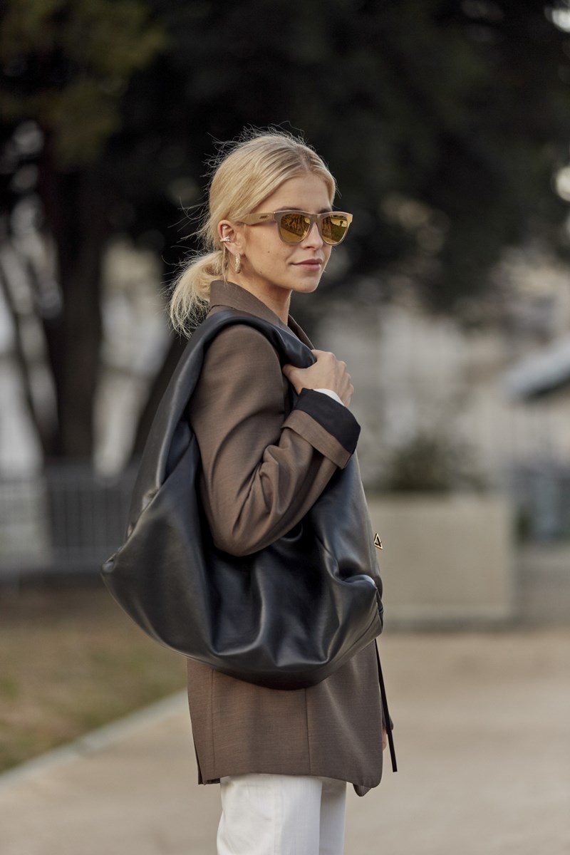 Αυτά τα 15 looks μας έπεισαν να φοράμε neutrals κάθε μέρα για μια ολόκληρη εβδομάδα - εικόνα 10