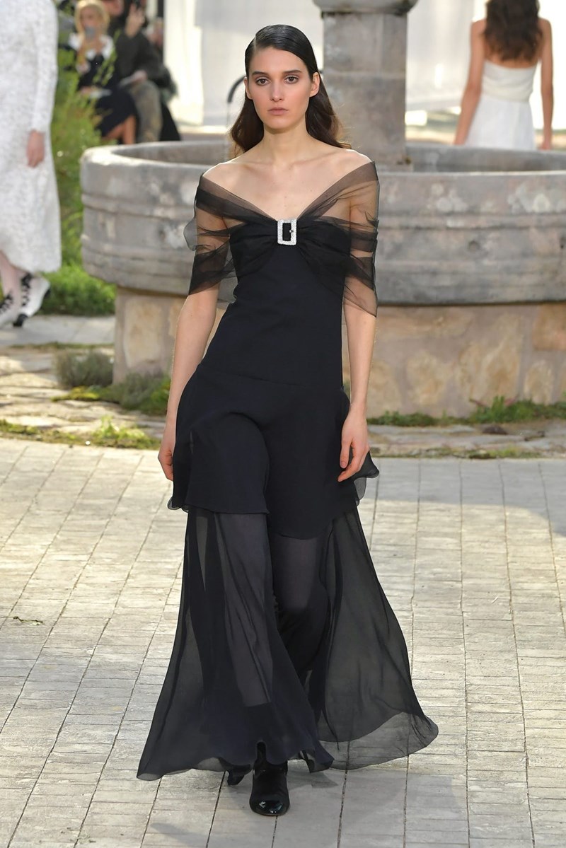 9 Haute Couture δημιουργίες που έκαναν την καρδιά μας να χτυπήσει δυνατά - εικόνα 7