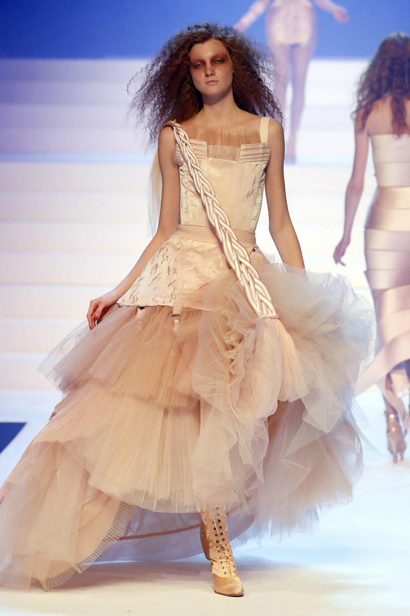 9 Haute Couture δημιουργίες που έκαναν την καρδιά μας να χτυπήσει δυνατά - εικόνα 9