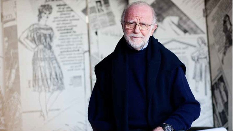 Έφυγε από τη ζωή ο σχεδιαστής μόδας Γιάννης Τσεκλένης - εικόνα 1
