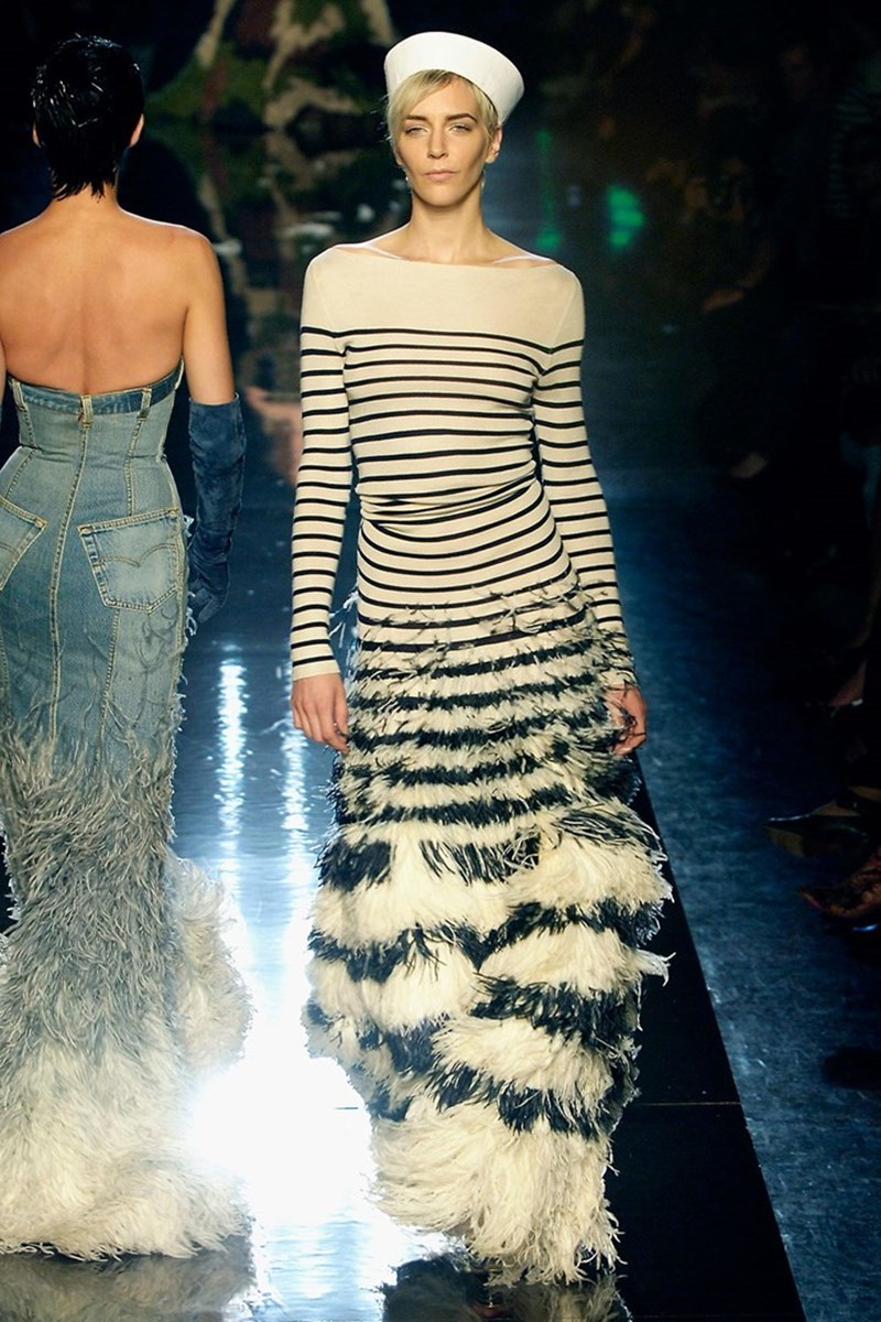 Jean Paul Gaultier: 50 χρόνια ιστορίας μέσα από τα καλύτερα shows του - εικόνα 11