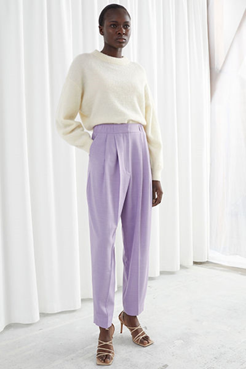 8 κομμάτια στο χρώμα της λεβάντας που φορούν τώρα όλες οι fashion editors - εικόνα 1