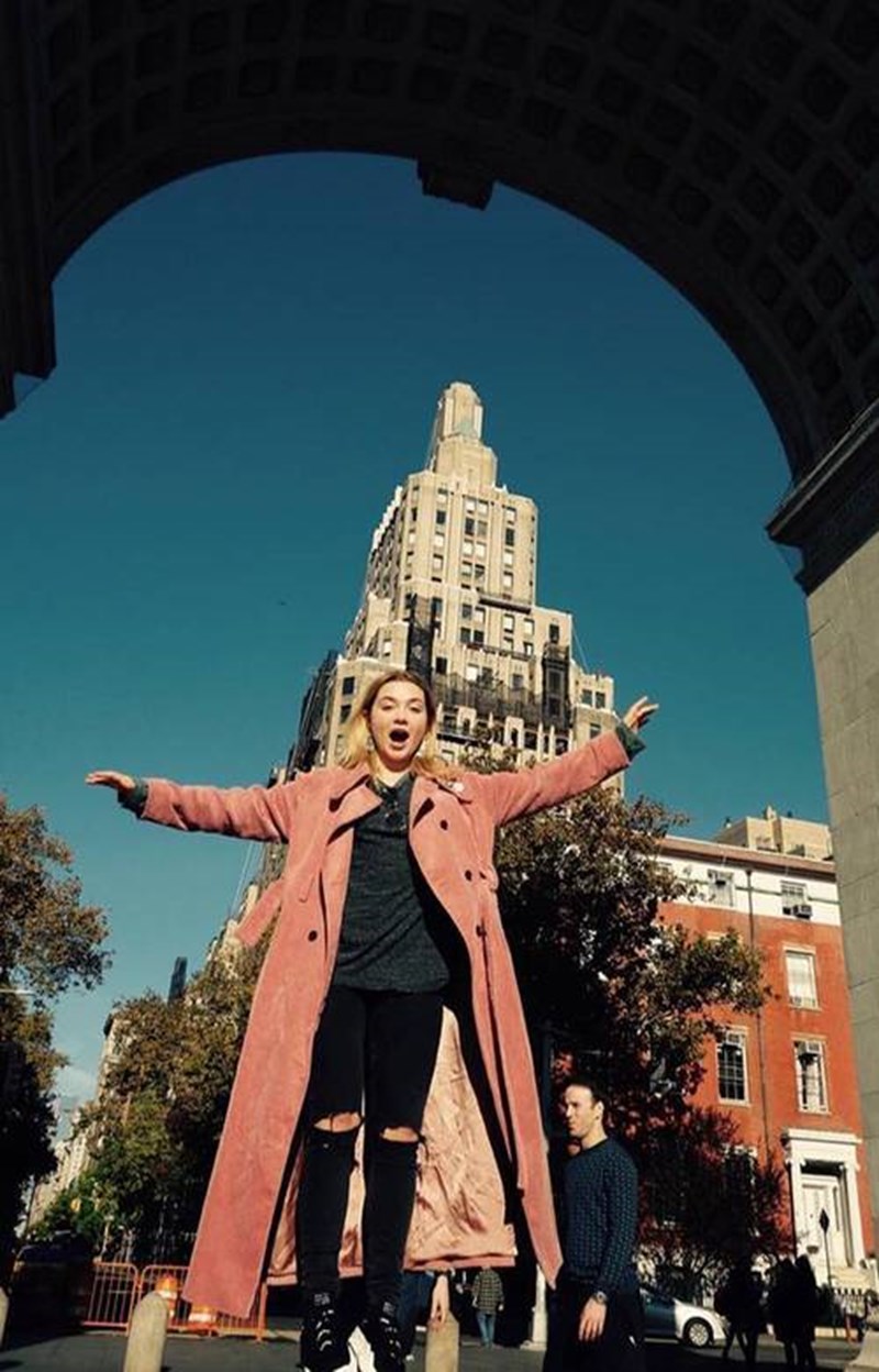 Μήπως η Florence Pugh είναι ήδη το fashion icon του '20; - εικόνα 5
