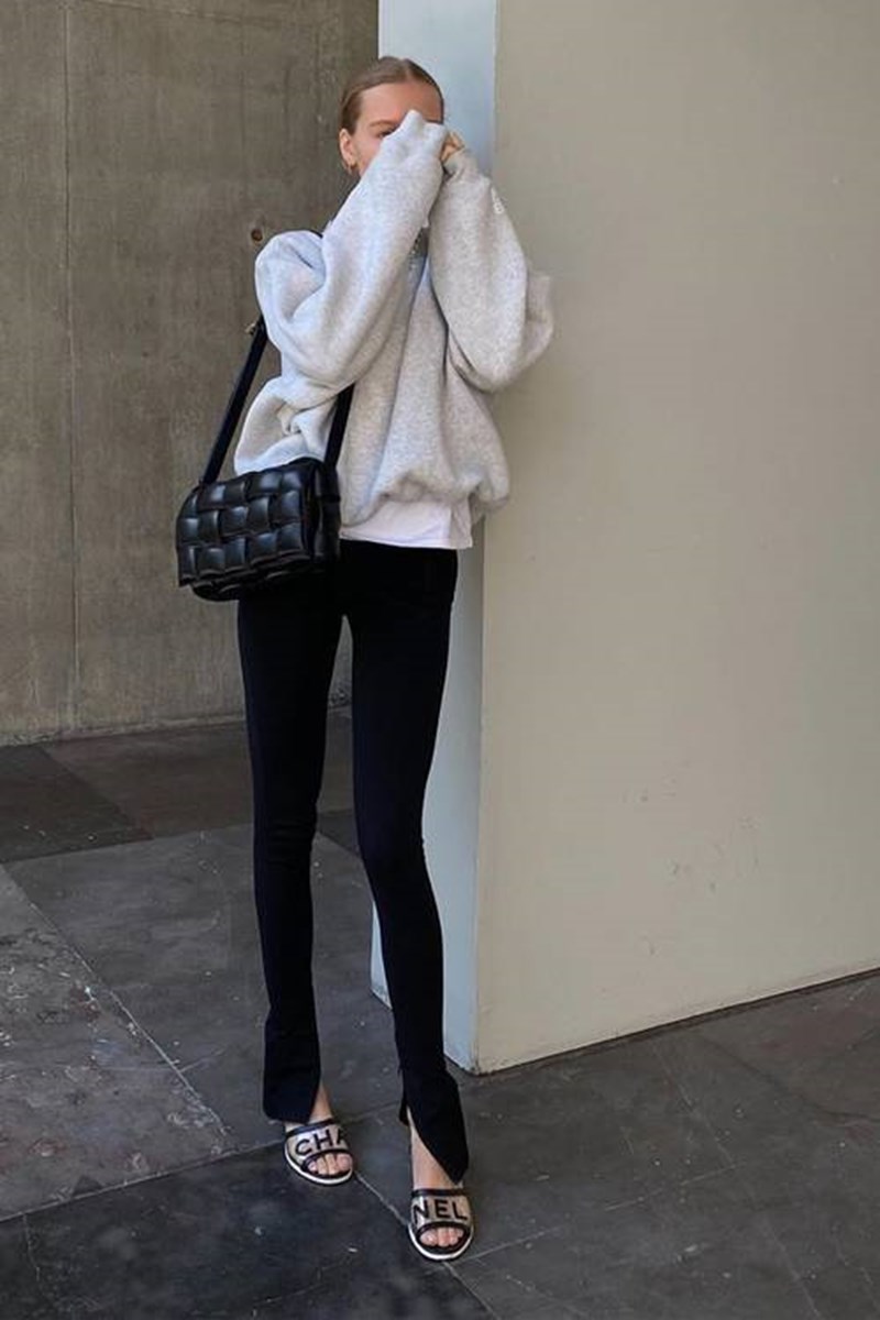 Δώσε προσοχή γιατί αυτό το Zara παντελόνι θα το βλέπεις παντού - εικόνα 1