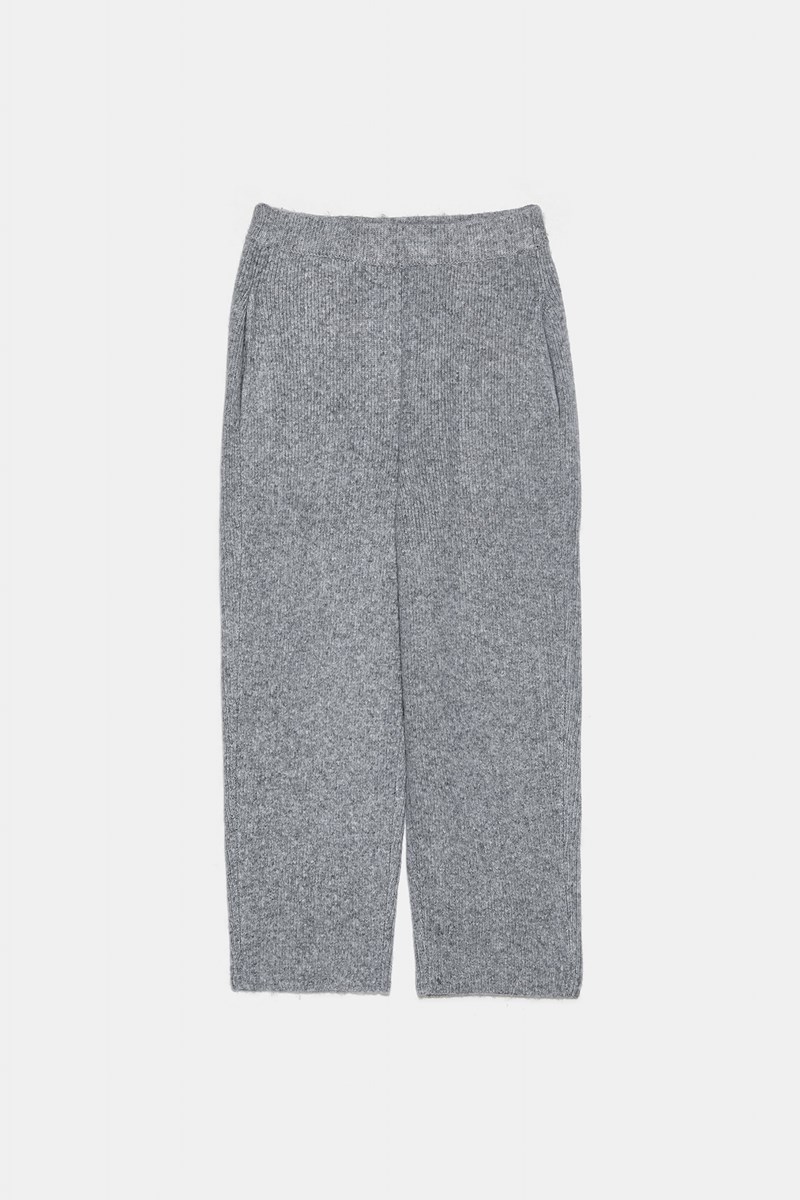 Get the look: Αυτό το outfit μόνο βαρετό δεν το λες! - εικόνα 4