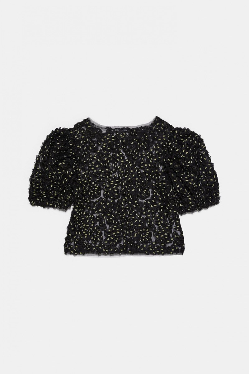 Με αυτά τα μαύρα sexy tops δεν θα νιώσεις αδιάφορη ποτέ ξανά! - εικόνα 7