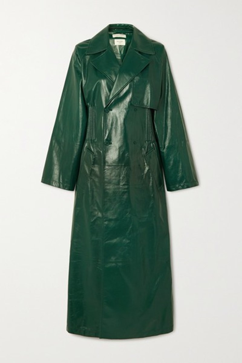 Η Hailey Bieber μας βάζει τα γυαλιά! Το πανωφόρι της είναι το απόλυτο must-have της Άνοιξης - εικόνα 9