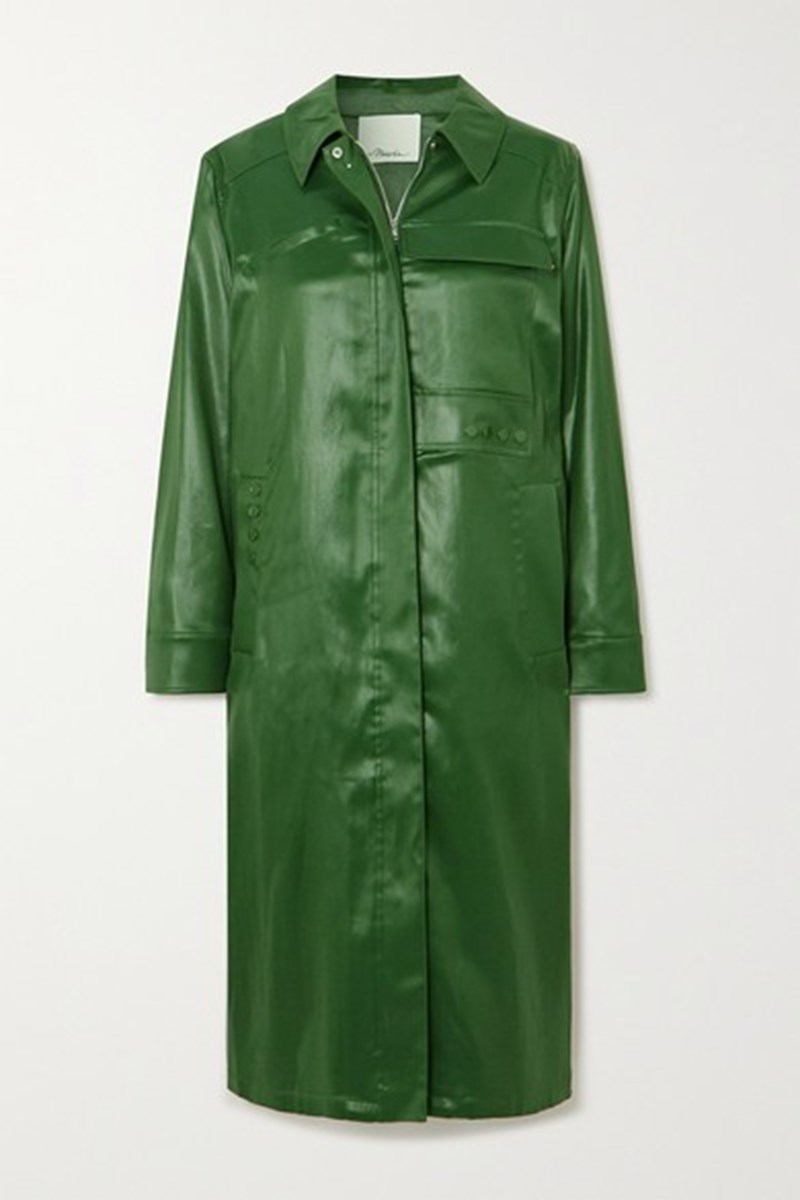 Η Hailey Bieber μας βάζει τα γυαλιά! Το πανωφόρι της είναι το απόλυτο must-have της Άνοιξης - εικόνα 4