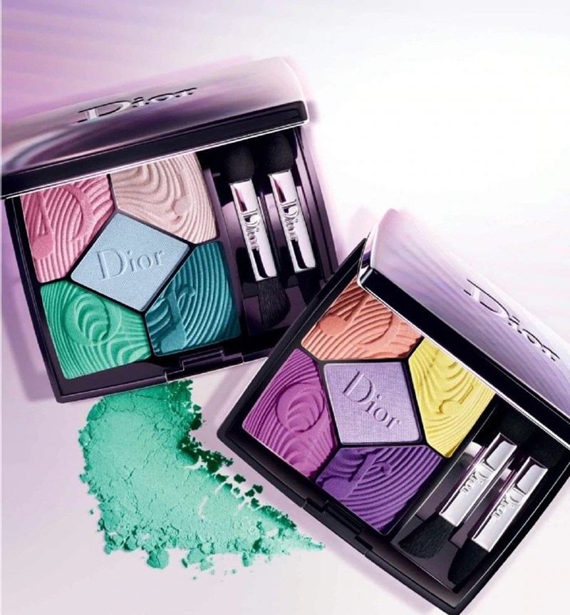 Rainbow eyes: Έτσι θα πετύχεις την πιο hot τάση στο μακιγιάζ των ματιών - εικόνα 3