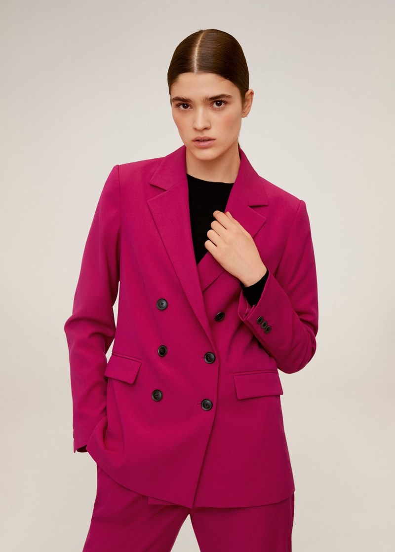 Η Gigi Hadid φόρεσε το τέλειο oversized σακάκι και εμείς σου βρήκαμε άλλα 6 οικονομικά σχέδια - εικόνα 4