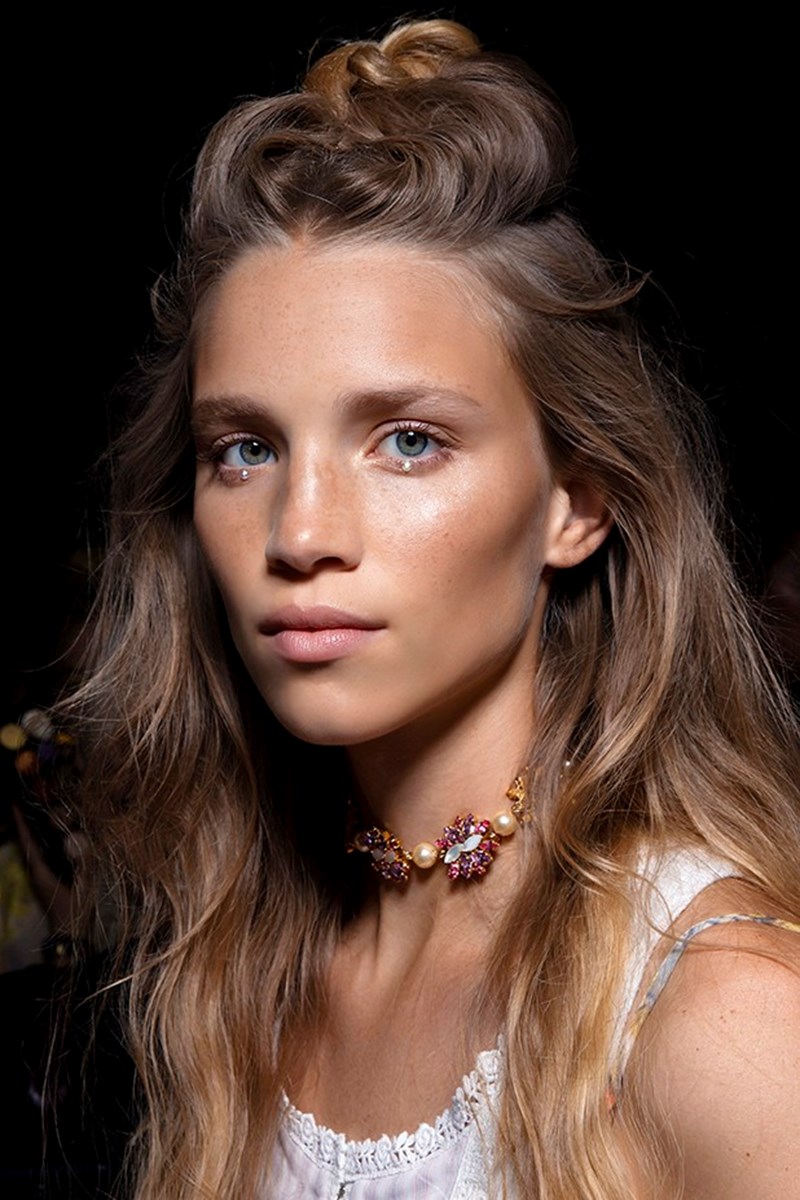 Τα hair trends που πρέπει να γνωρίζεις πριν μπει η Άνοιξη - εικόνα 4