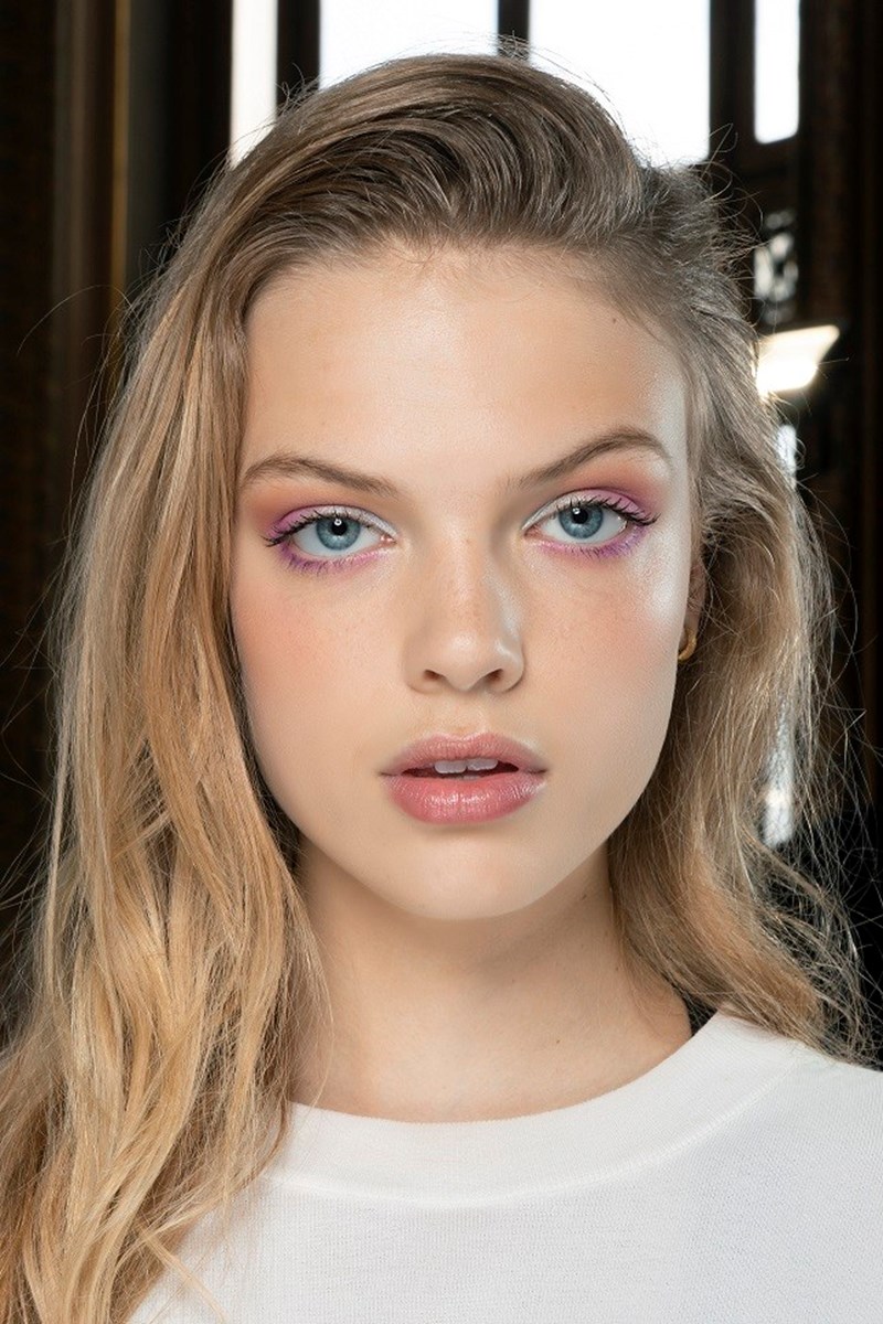 Ξεκούραστο βλέμμα: Πώς να δείχνεις φρέσκια κάθε πρωί - εικόνα 1