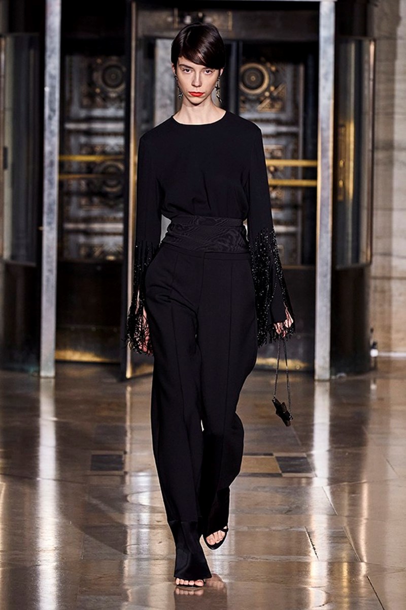 15 ακαταμάχητα βραδινά looks με την υπογραφή του Oscar De La Renta - εικόνα 14