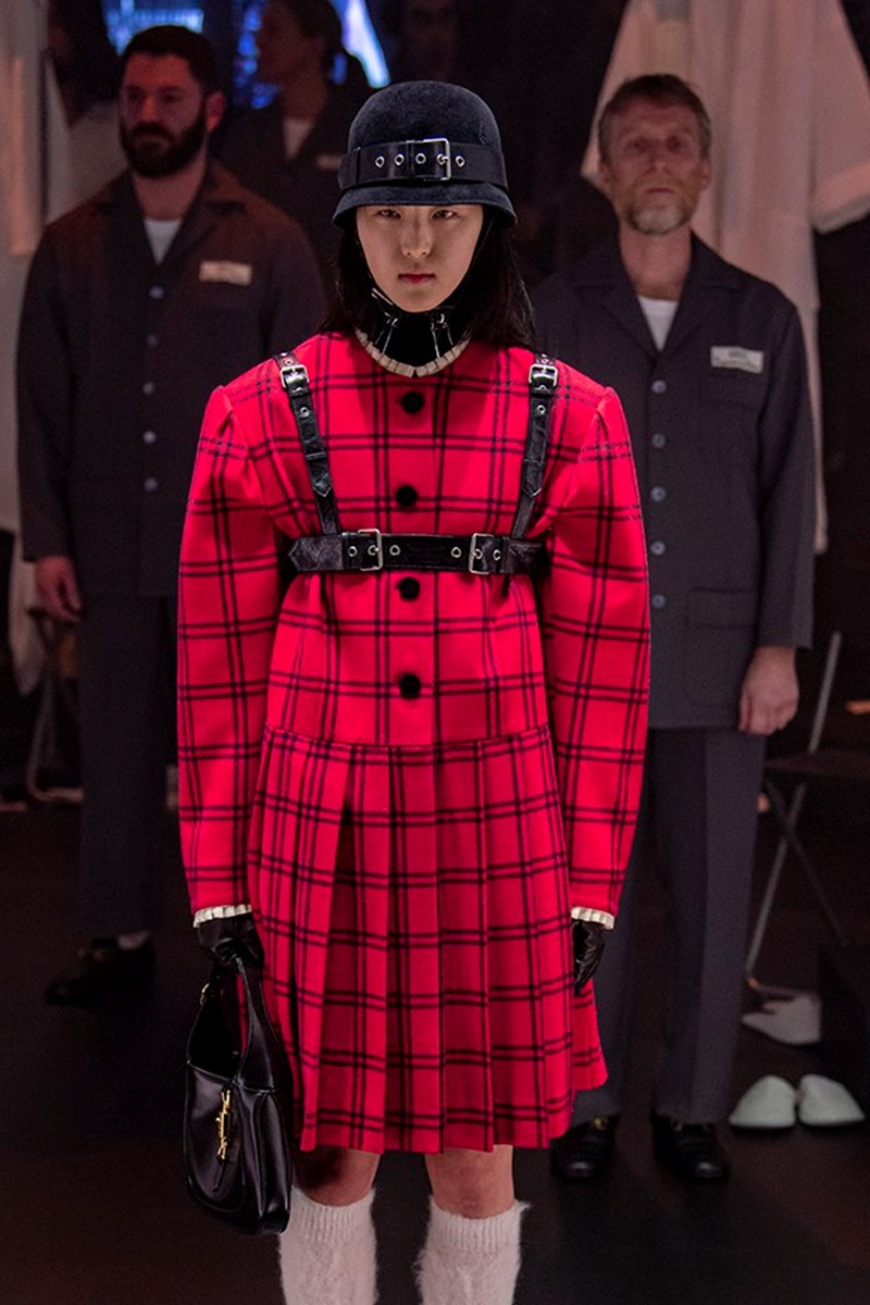 To A/W20 show της Gucci ήταν ένα «ποίημα» για τις αντιθέσεις - εικόνα 3