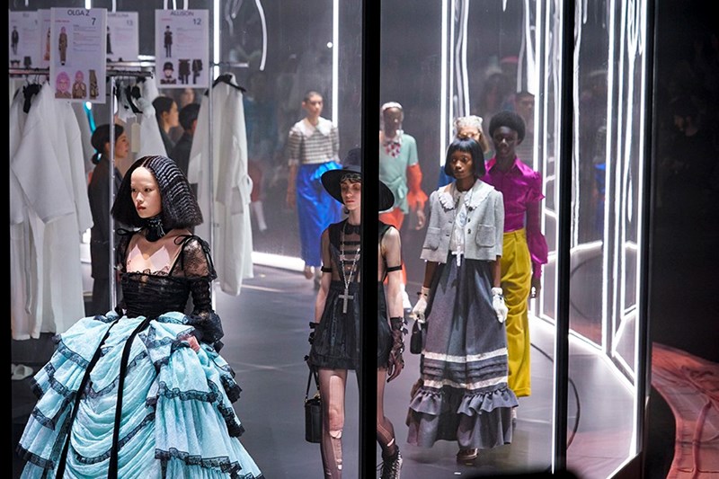 To A/W20 show της Gucci ήταν ένα «ποίημα» για τις αντιθέσεις - εικόνα 4