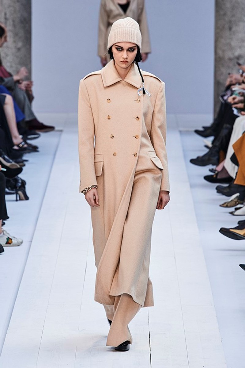 Αν έχεις εμμονή με τα πανωφόρια, αυτό το θέμα γράφτηκε για σένα - εικόνα 14