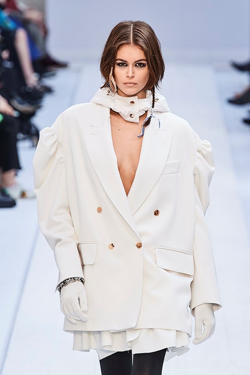 Αν έχεις εμμονή με τα πανωφόρια, αυτό το θέμα γράφτηκε για σένα - εικόνα 1