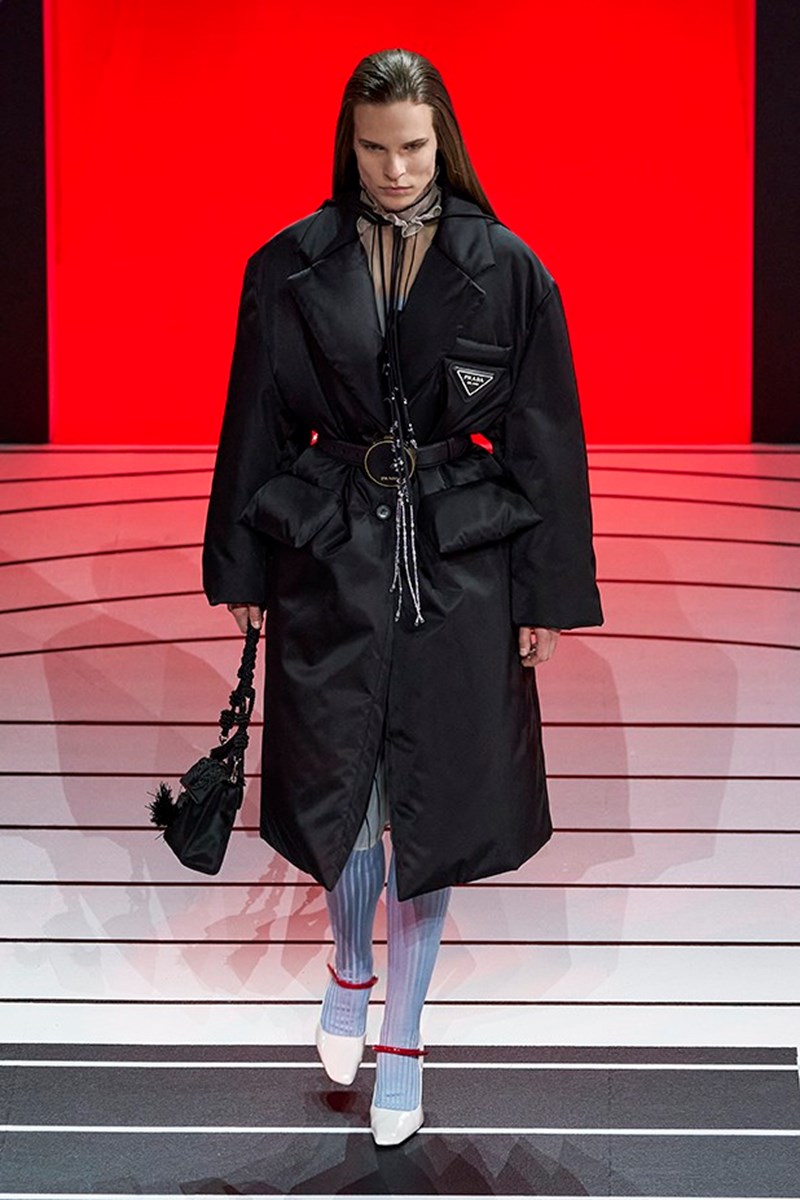 Το styling trick που βλέπουμε σε όλα τα ντεφιλέ της #MFWeek - εικόνα 7